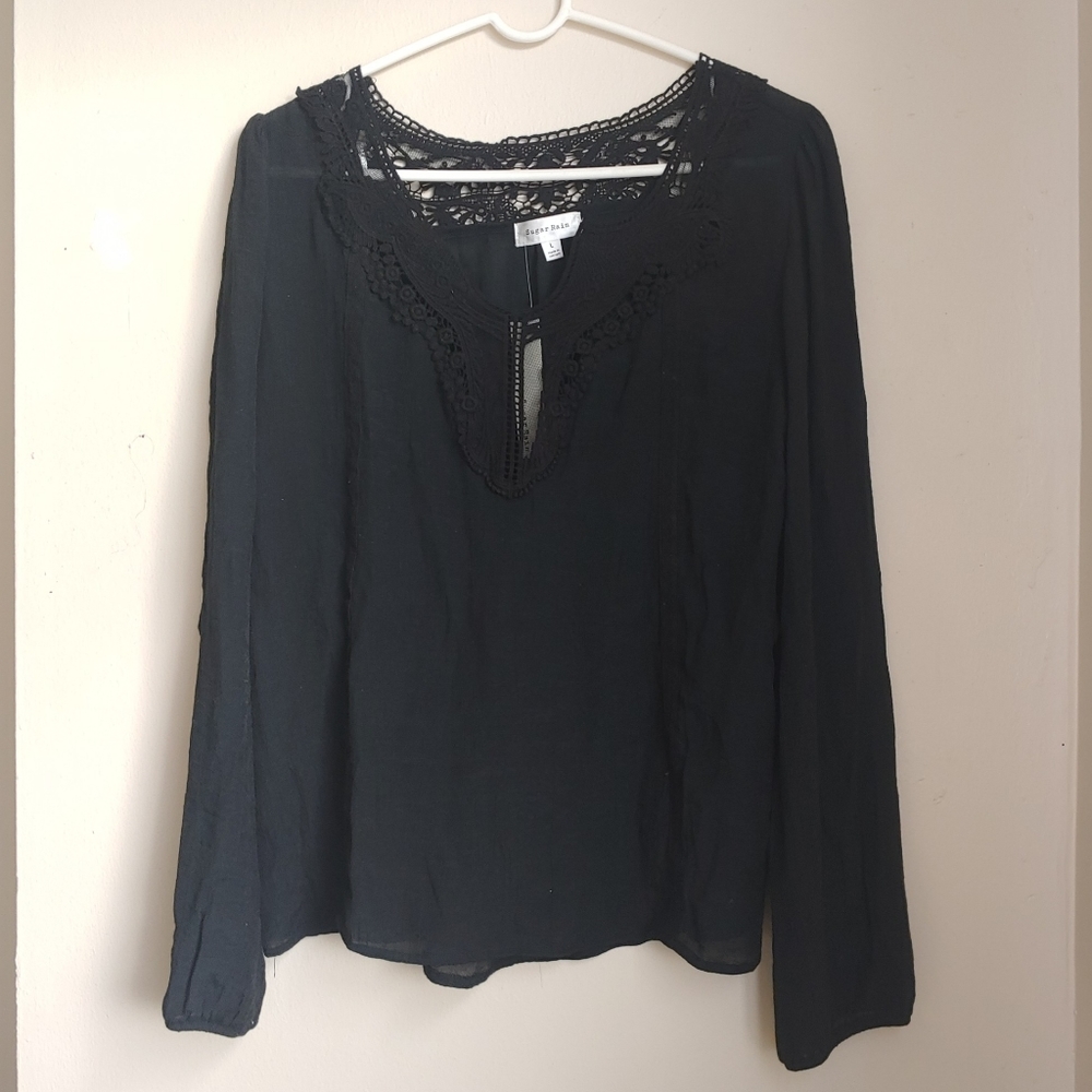 Sugar Rain Black Crochet Lace Long Sleeve V-Neck Top Large NWT Boho Chic